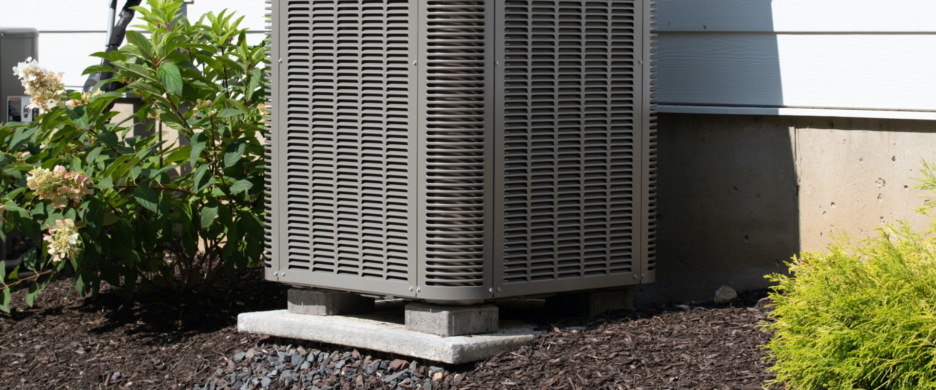 What is the least expensive way to air condition home?